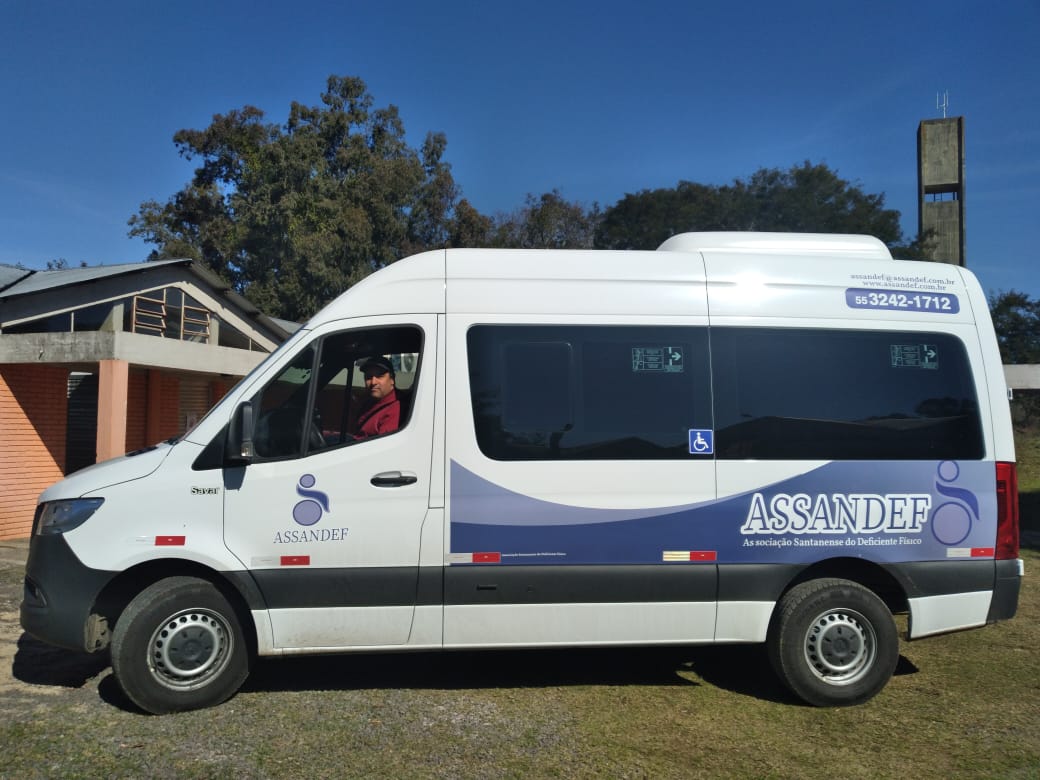 Transporte utilizado nas atividades da ASSANDEF